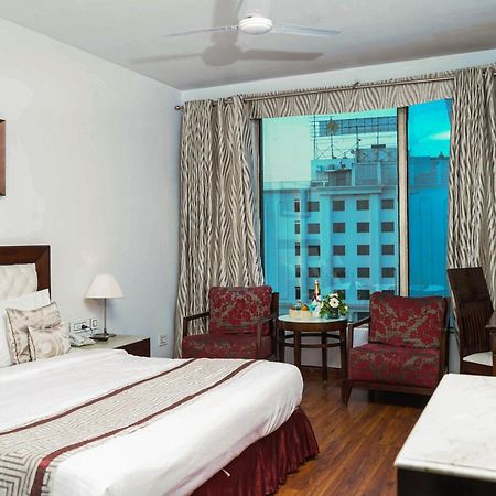 Treehouse Queens Pearl Gurgaon Exterior foto