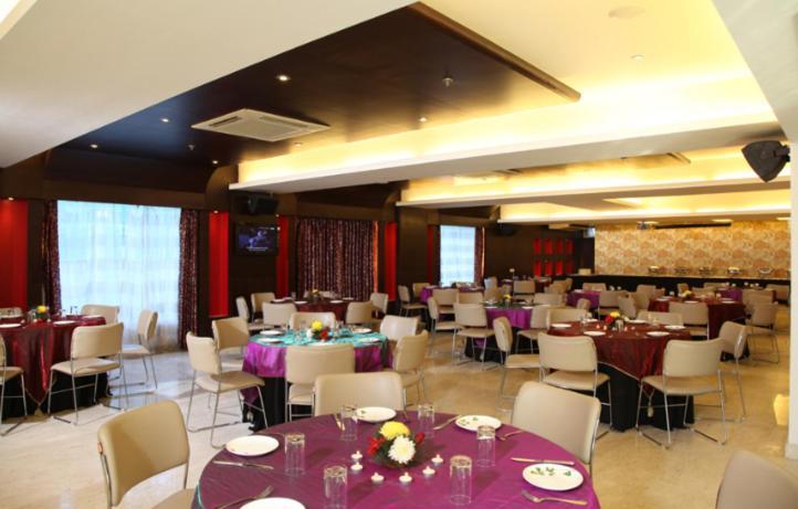 Treehouse Queens Pearl Gurgaon Exterior foto